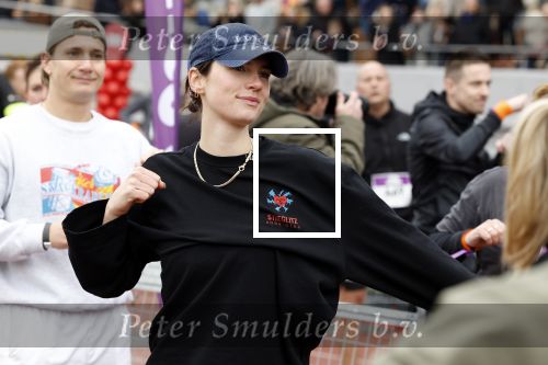 Amsterdam 16 maart 2024
Radio 538 run tbv het Prinses Maxima Centrum in het Olympisch stadion. 
Zangeres Maan Zangeres