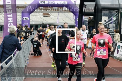 Amsterdam 16 maart 2024
Radio 538 run tbv het Prinses Maxima Centrum in het Olympisch stadion. 
Zangeres Maan Zangeres