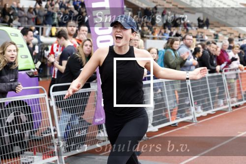 Amsterdam 16 maart 2024
Radio 538 run tbv het Prinses Maxima Centrum in het Olympisch stadion. 
Zangeres Maan Zangeres