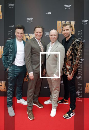Amsterdam 29 maart 2026
Premiere we will rock you in het deLaMar theater . Albert Verlinde  Bram Verhaak Jaco Kaasschieten en Huub v d Heuvel kwamen met hun partners