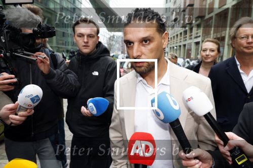 Amsterdam 24 maart 2026
Aankomst Ali B bij paleis v Justitie waar het hoger beroep in zijn zaak speelt.