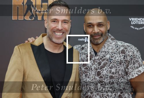 Amsterdam 29 maart 2026
Premiere we will rock you in het deLaMar theater . Barry Paf met zijn kapper
