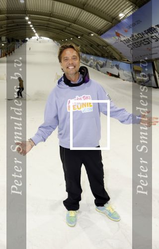 Zoetermeer 6 maart 2026
Bas Smit tijdens de opnames voor een promovideo in SnowWorld. De BN\'er kondigde samen met Wolter Kroes en Wilfred Genee een nieuw evenement aan in de Brabanthallen met de naam Apres ski reunie .