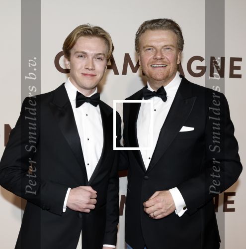 Amsterdam 16 maart 2026
Premiere Champagne met in de hoofdrollen Leo Alkemade Huub Stapel  en Guus Meeuwis . Bastiaan ragas met zijn zoon