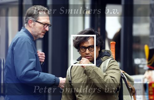 Amsterdam 24 maart 2026
Daniel Arends op de pc hooftstraat met een muts op