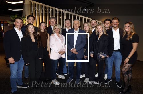 Leidschendam 25 maart 2025
De Bogaartjes hebben een feestje georganiseerd . Aanwezig  Rene Bogaart en zijn vrouw Sandra Bogaart .
Ook Don en Robin , Mitch en Robin Kim en Amisha Joe en Liv Pam en Finn en Opa Bogaart waren aanwezig .