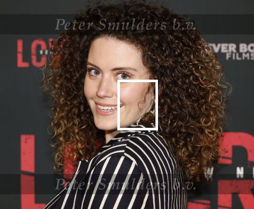 Amsterdam 24 maart 2026
Premiere Loverboys in Tuschinski. Emma Deckers kwam met een vriend