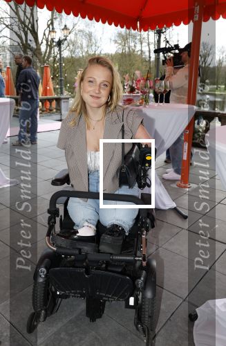 Amsterdam 26 maart 2026
Presentatie Nicolette v Dam in het Vondelcafe . Eva Eikhout