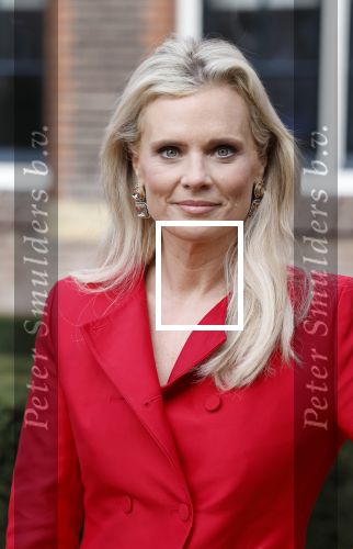 Amsterdam 8 maart 2026
Boek presentatie Yesim Candan in het college Hotel. Eveline Stallaart