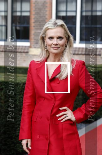 Amsterdam 8 maart 2026
Boek presentatie Yesim Candan in het college Hotel. Eveline Stallaart