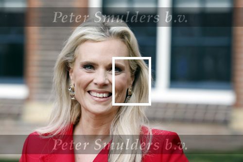 Amsterdam 8 maart 2026
Boek presentatie Yesim Candan in het college Hotel. Eveline Stallaart