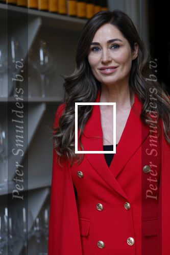 Amsterdam 8 maart 2026
Boek presentatie Yesim Candan in het college Hotel. Femke Weijenberg