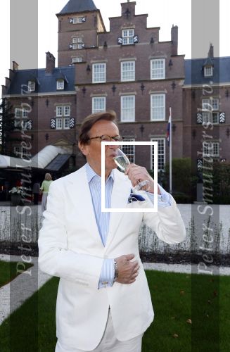 Wassenaar 19 maart 2026
Frank Jansen viert zijn 80 e verjaardag op kasteel Wittenburg .