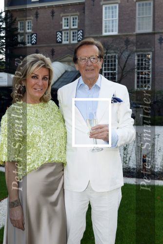 Wassenaar 19 maart 2026
Frank Jansen viert zijn 80 e verjaardag op kasteel Wittenburg . Frank Jansen en Gwenny