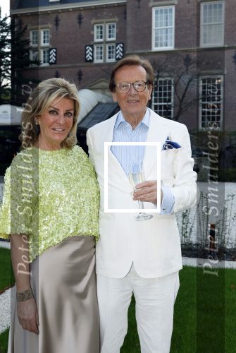 Wassenaar 19 maart 2026
Frank Jansen viert zijn 80 e verjaardag op kasteel Wittenburg . Frank Jansen en Gwenny