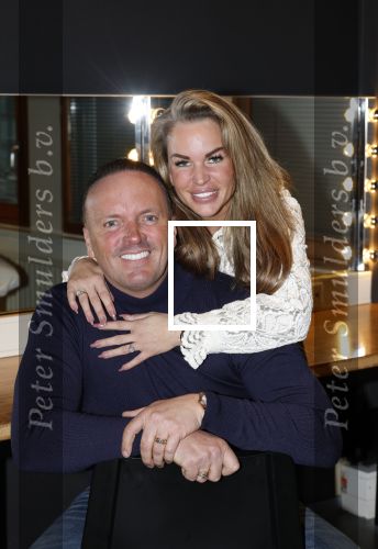 Amsterdam 27 maart 2026
Frank v Etten en zijn vrouw Melanie in de kleedkamer voor zijn concert in AFAS Live.