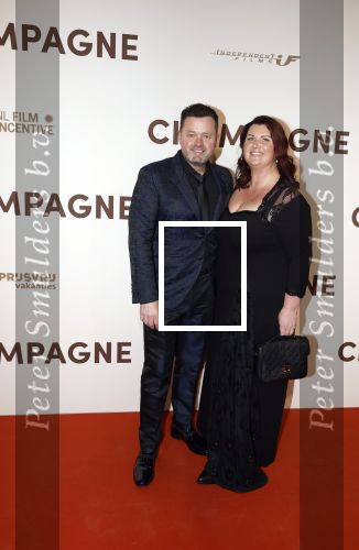 Amsterdam 16 maart 2026
Premiere Champagne met in de hoofdrollen Leo Alkemade Huub Stapel  en Guus Meeuwis . Frans Duijts met zijn vrouw