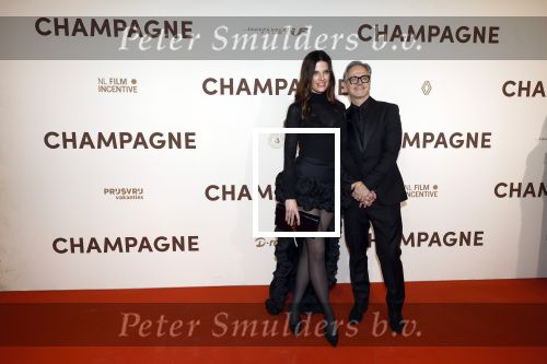 Amsterdam 16 maart 2026
Premiere Champagne met in de hoofdrollen Leo Alkemade Huub Stapel  en Guus Meeuwis . Guus Meeuwis met zijn vrouw Manon