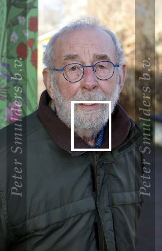 Amsterdam 1 maart 2026
Presentatie boek Lies Visschedijk bij de botanische tuin . Hans Dorrestijn reikte het eerste exemplaar uit .