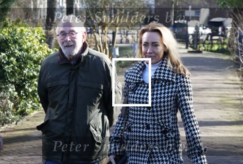 Amsterdam 1 maart 2026
Presentatie boek Lies Visschedijk bij de botanische tuin . Hans Dorrestijn reikte het eerste exemplaar uit . Hans Dorrestijn met zijn PA Daniela Titocci