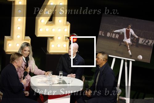 Amsterdam 21 maart 2026
Premiere docu over Johan Cruijff in de Johan Cruijff Arena .  Helene Hendriks interviewt Jordy Cruijff Ronald Koeman en Ruud Gullit