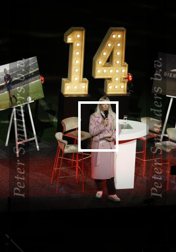 Amsterdam 21 maart 2026
Premiere docu over Johan Cruijff in de Johan Cruijff Arena .  Helene Hendriks interviewt Jordy Cruijff Ronald Koeman en Ruud Gullit