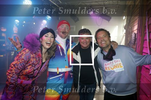 Zoetermeer 6 maart 2026
Bas Smit tijdens de opnames voor een promovideo in SnowWorld. De BN\'er kondigde samen met Wolter Kroes en Wilfred Genee een nieuw evenement aan in de Brabanthallen met de naam Apres ski reunie . Hiske Bongaarts Toni Tiefschnee Wolter Kroes en Bas Smit