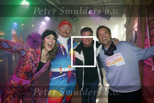 Zoetermeer 6 maart 2026
Bas Smit tijdens de opnames voor een promovideo in SnowWorld. De BN\'er kondigde samen met Wolter Kroes en Wilfred Genee een nieuw evenement aan in de Brabanthallen met de naam Apres ski reunie . Hiske Bongaarts Toni Tiefschnee Wolter Kroes en Bas Smit