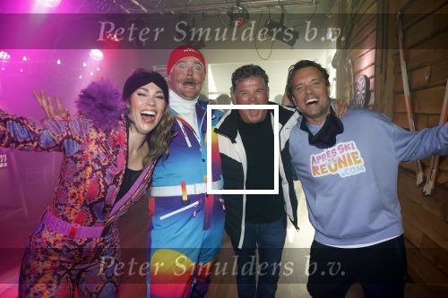 Zoetermeer 6 maart 2026
Bas Smit tijdens de opnames voor een promovideo in SnowWorld. De BN\'er kondigde samen met Wolter Kroes en Wilfred Genee een nieuw evenement aan in de Brabanthallen met de naam Apres ski reunie . Hiske Bongaarts Toni Tiefschnee Wolter Kroes en Bas Smit