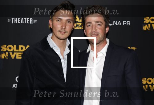 Leiden 31 maart 2026
Premiere Soldaat in verzet in de schouwburg van Leiden. Hugo Kennis en ....