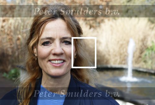 Amsterdam 1 maart 2026
Presentatie boek Lies Visschedijk bij de botanische tuin . Hans Dorrestijn reikte het eerste exemplaar uit . Ilse warringa kwam met haar man Gerwalt Spijkerman