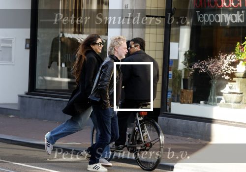 Amsterdam 5 maart 2026
Iris Hond en haar man Bart v Olphen  waar ze afgelopen jaar mee getrouwd is in het centrum van Amsterdam.