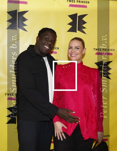 Amsterdam 2 maart 2026
Boekpresentatie Splinter Chabot in de stadsschouwburg van Amsterdam. Iris de Graaf zwanger met partner Tony Boakye