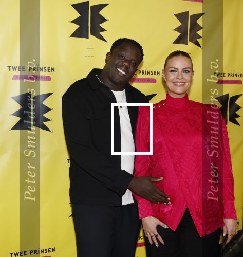 Amsterdam 2 maart 2026
Boekpresentatie Splinter Chabot in de stadsschouwburg van Amsterdam. Iris de Graaf zwanger met partner Tony Boakye