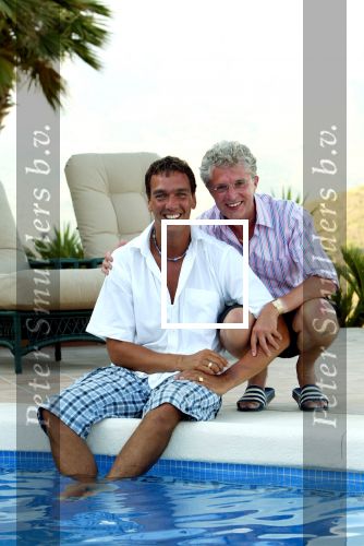 Marbella 25 juli 2003

Jacques d Ancona met zijn vriend hans


Peter Smulders bv