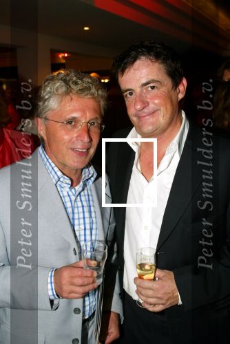 Amsterdam 22 september 2003

Premiere in de wolken met Johnny Kraaykamp jr en laus steenbeeke in het nieuwe de la mar theater
johnny kraaykamp jr met jacques d ancona
Peter Smulders bv