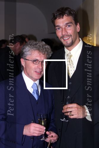 Leiden 27 januari 2001
premiere DIANA
Jacques D\'Ancona met vriend

PETER SMULDERS BV