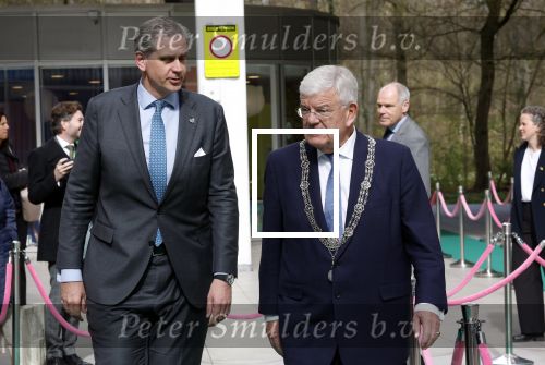 Den Haag 31 maart 2026
Koningin MÃ¡xima is aanwezig bij de viering van het 70-jarig jubileum van Oxfam Novib. De internationale humanitaire organisatie kijkt tijdens de viering vooruit naar de grote, wereldwijde uitdagingen van deze tijd. Koningin MÃ¡xima opent tijdens de bijeenkomst het nieuwe kantoor. Jan v Zanen en Wouter Kolff  ontvangen Maxima