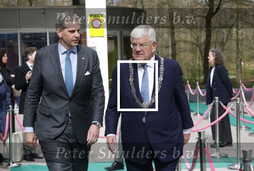 Den Haag 31 maart 2026
Koningin MÃ¡xima is aanwezig bij de viering van het 70-jarig jubileum van Oxfam Novib. De internationale humanitaire organisatie kijkt tijdens de viering vooruit naar de grote, wereldwijde uitdagingen van deze tijd. Koningin MÃ¡xima opent tijdens de bijeenkomst het nieuwe kantoor. Jan v Zanen en Wouter Kolff  ontvangen Maxima