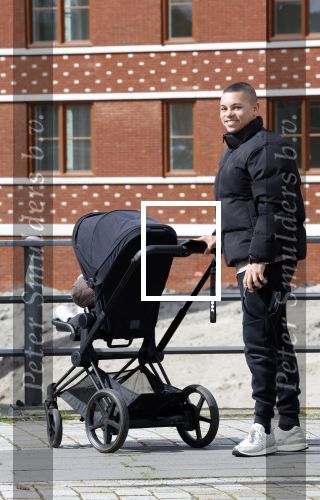 Amsterdam 30 maart 2026
Jeffrey wammes achter de kinderwagen met daarin zijn kindje