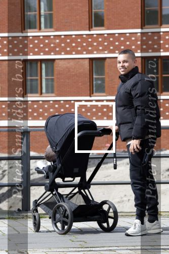 Amsterdam 30 maart 2026
Jeffrey wammes achter de kinderwagen met daarin zijn kindje