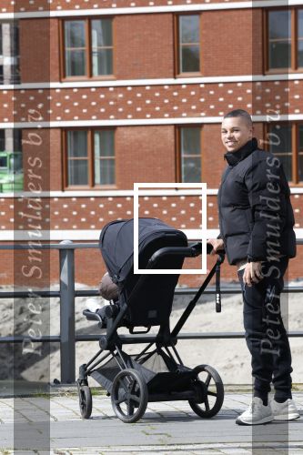 Amsterdam 30 maart 2026
Jeffrey wammes achter de kinderwagen met daarin zijn kindje
