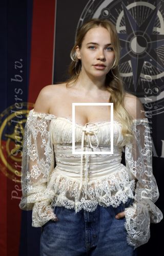 Hilversum 4 maart 2026
Presentatie deelnemers de verraders met oa Amy Vol, Beau Schneider, Birgit Schuurman, Boyan Ephraim, Danielle van Grondelle, Denise Laan, Ellemieke Vermolen, Emms, Geza Weisz, Henk Krol, Juultje Tieleman, Kimmylien Nguyen, London Loy, Mariana Verkerk, Raisha Zeegelaar, Robert van Hemert, Roos Schlikker, Sjaak, Tess Wester, Thomas v d Vlugt .