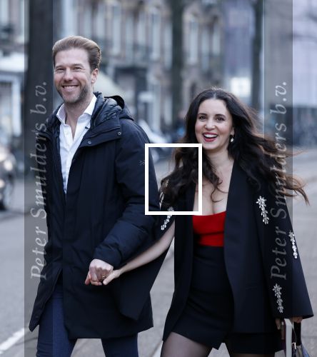 Amsterdam 8 maart 2026
Karsu DÃ¶nmez en haar man  Mike Schrama zijn bij de boekpresentatie van Yesim Candan geweest
