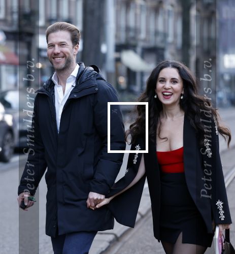 Amsterdam 8 maart 2026
Karsu DÃ¶nmez en haar man  Mike Schrama zijn bij de boekpresentatie van Yesim Candan geweest
