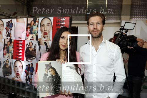 Amsterdam 26 maart 2026
Presentatie Linda Mini . Karsu met haar man Mike Schrama