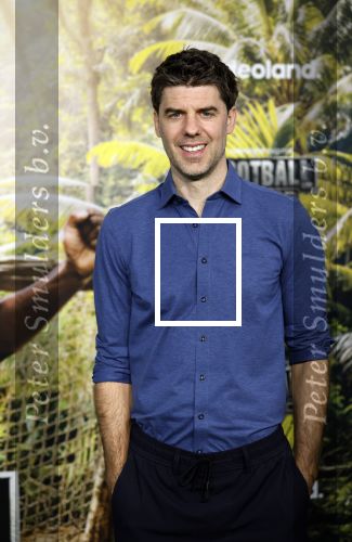 Amsterdam 19 maart 2026
Presentatie Fooytball Island van Videoland . Aanwezig Richard Witschge Wesley Sneijder Ronald de Boer John v t Schip Keesd Kwakman Tom Beugelsdijk Mike Obiku Kevin Blom Kenneth Perez en presentator Frank Evenblij .