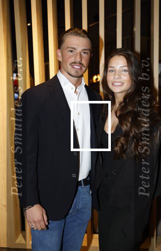 Leidschendam 25 maart 2025
De Bogaartjes hebben een feestje georganiseerd . Aanwezig  Rene Bogaart en zijn vrouw Sandra Bogaart .
Ook Don en Robin , Mitch en Robin Kim en Amisha Joe en Liv Pam en Finn en Opa Bogaart waren aanwezig .