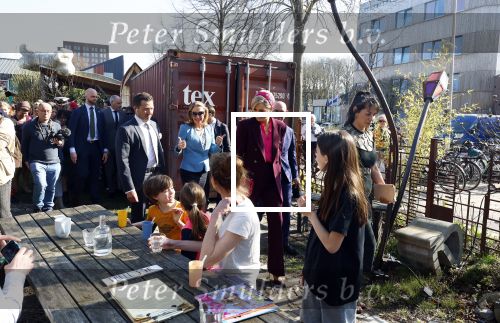 Utrecht 19 maart 2026
 Koningin MÃ¡xima is samen met de minister van Klimaat & Groene Groei, Stientje van Veldhoven, in Utrecht in het kader van de start van de elfde Week van de Circulaire Economie. Tijdens deze week laten pioniers, bedrijven, onderzoekers en overheden in Nederland zien hoe circulair innoveren en ondernemen in de praktijk werkt