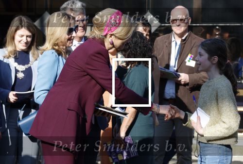Utrecht 19 maart 2026
 Koningin MÃ¡xima is samen met de minister van Klimaat & Groene Groei, Stientje van Veldhoven, in Utrecht in het kader van de start van de elfde Week van de Circulaire Economie. Tijdens deze week laten pioniers, bedrijven, onderzoekers en overheden in Nederland zien hoe circulair innoveren en ondernemen in de praktijk werkt
